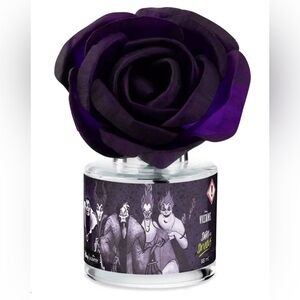 SCENTSY VILLAINS DARK AND DEVIOUS FLOWER